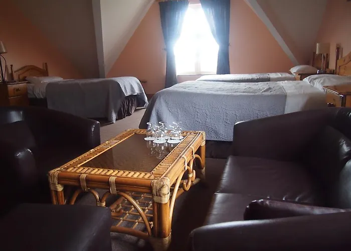 בית הארחה Woodlawn House 3*