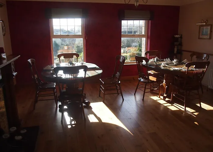 Woodlawn House בית הארחה קיל איירן