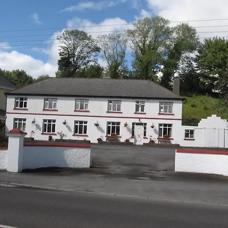 Woodlawn House 3*